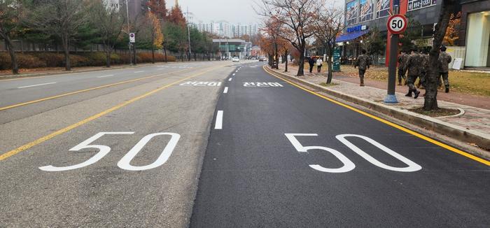 235149625_zO9TD14n_7a9c474e3a74e7ef59afb7c3ef4d13742b48cd77.jpg 이미지크게보기