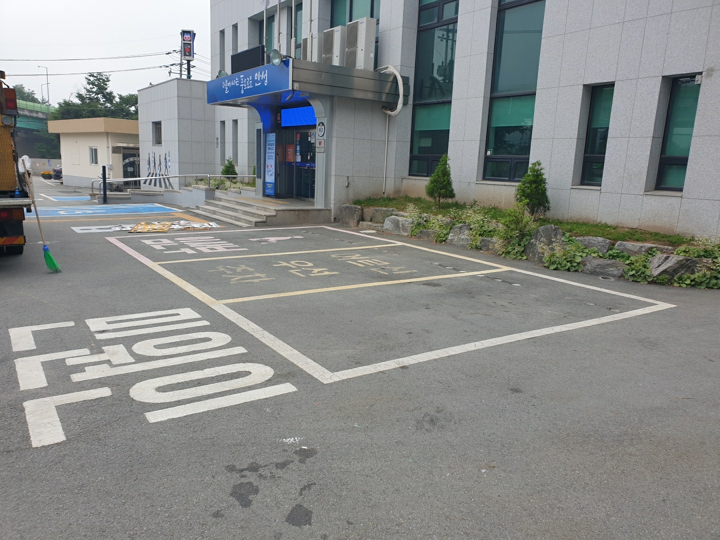 2049928719_kM9qDWtV_4a136d6beaba49ff439e416e15ea659a5073e72c.jpg 이미지크게보기
